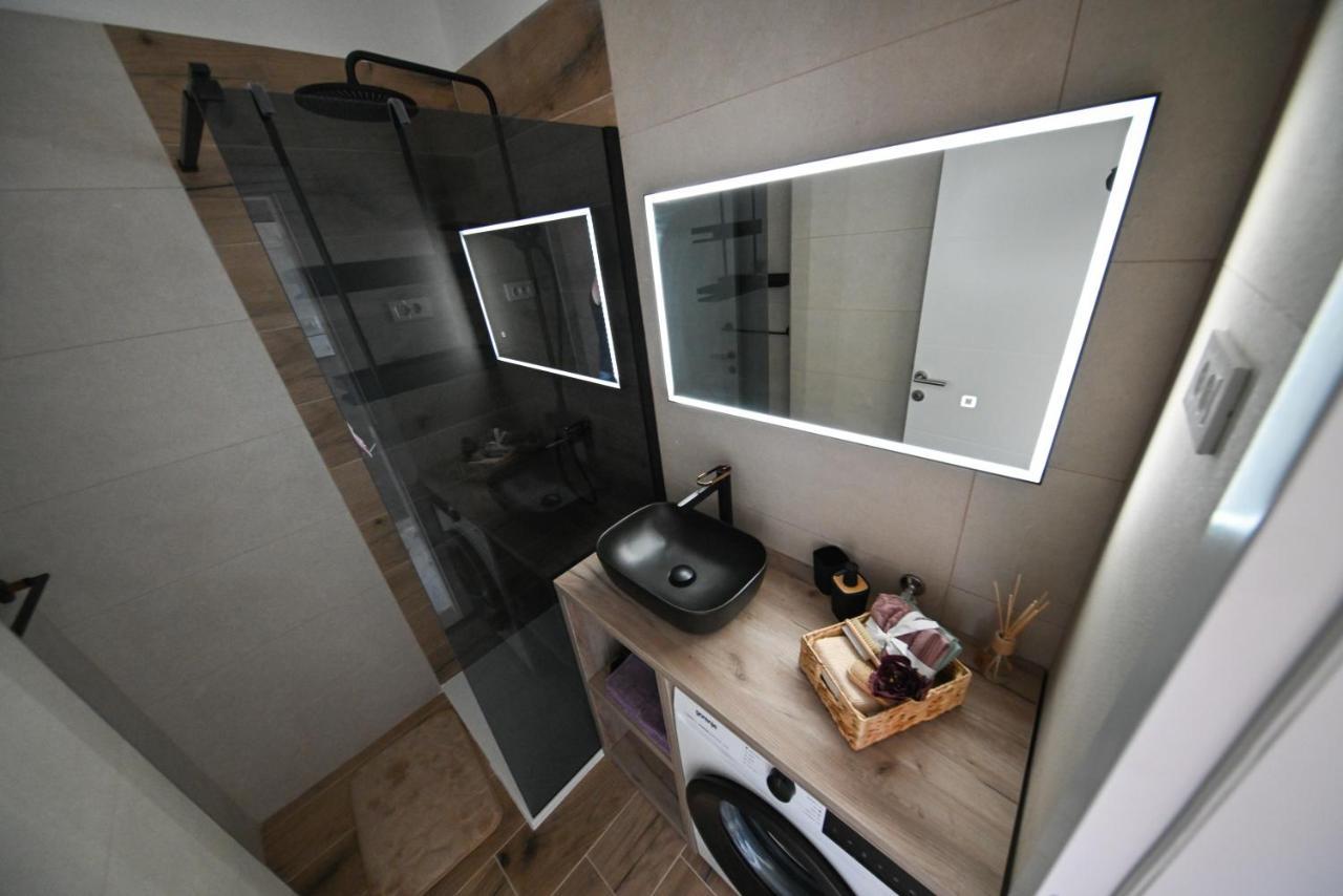 Apartman Nella With Sea Wiew Zadar Zewnętrze zdjęcie