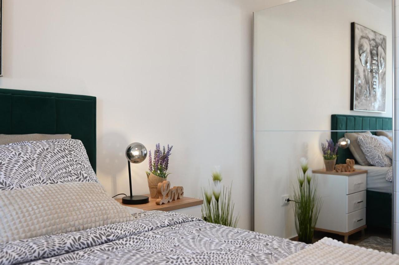 Apartman Nella With Sea Wiew Zadar Zewnętrze zdjęcie